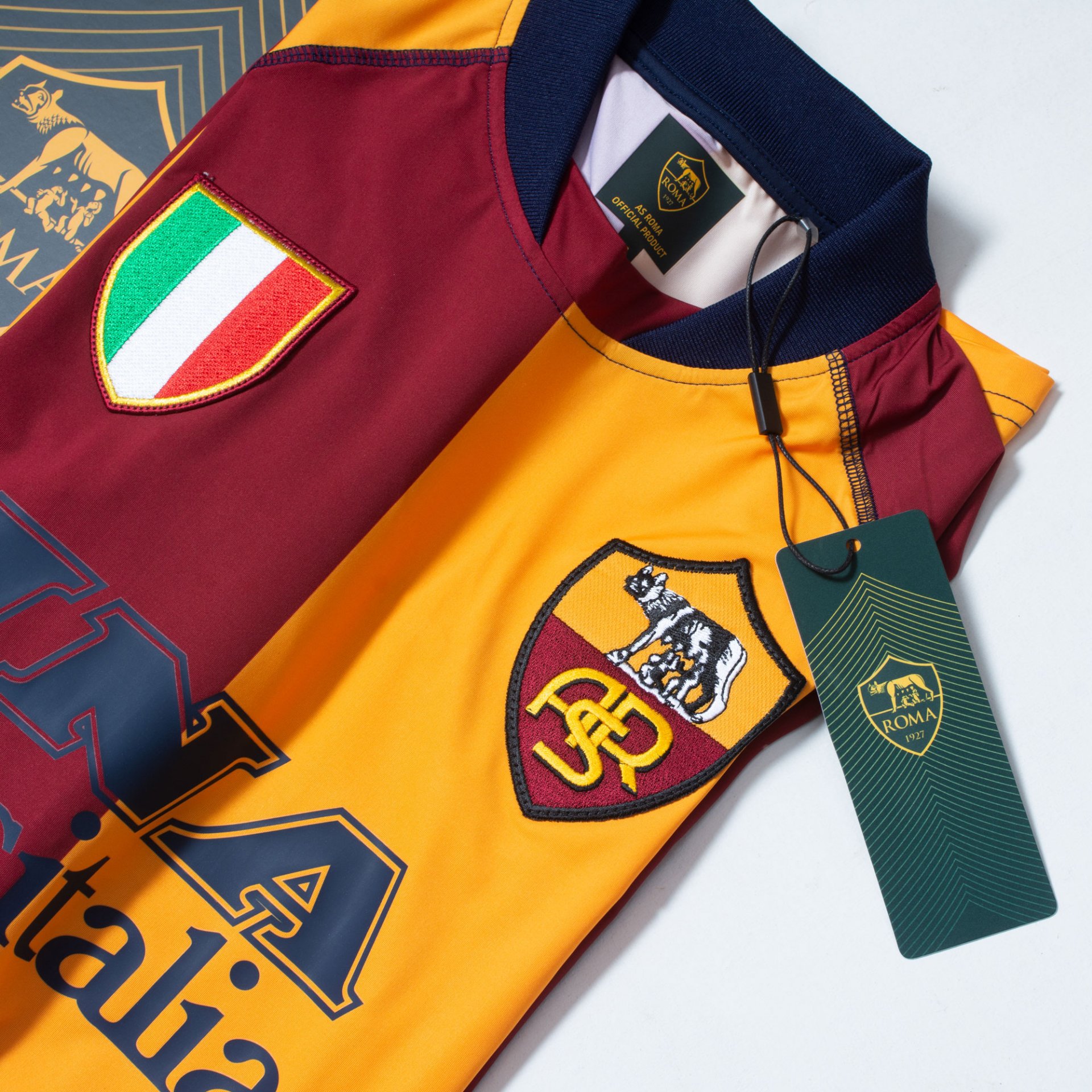 AS Roma Retro Fussball Trikot 2001/02 + Totti 10 Spezialist in Vintage Fußball Trikots, Retro